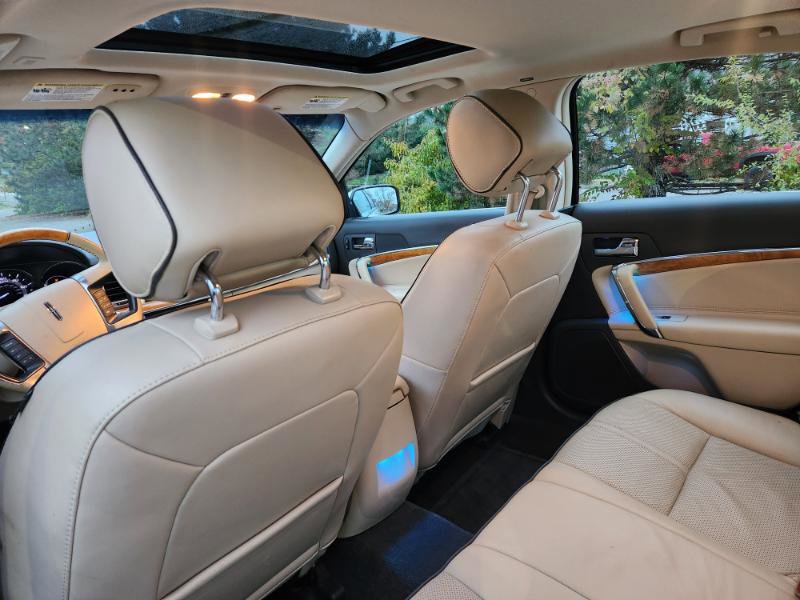 Used 2012 Lincoln MKZ AWD image 16