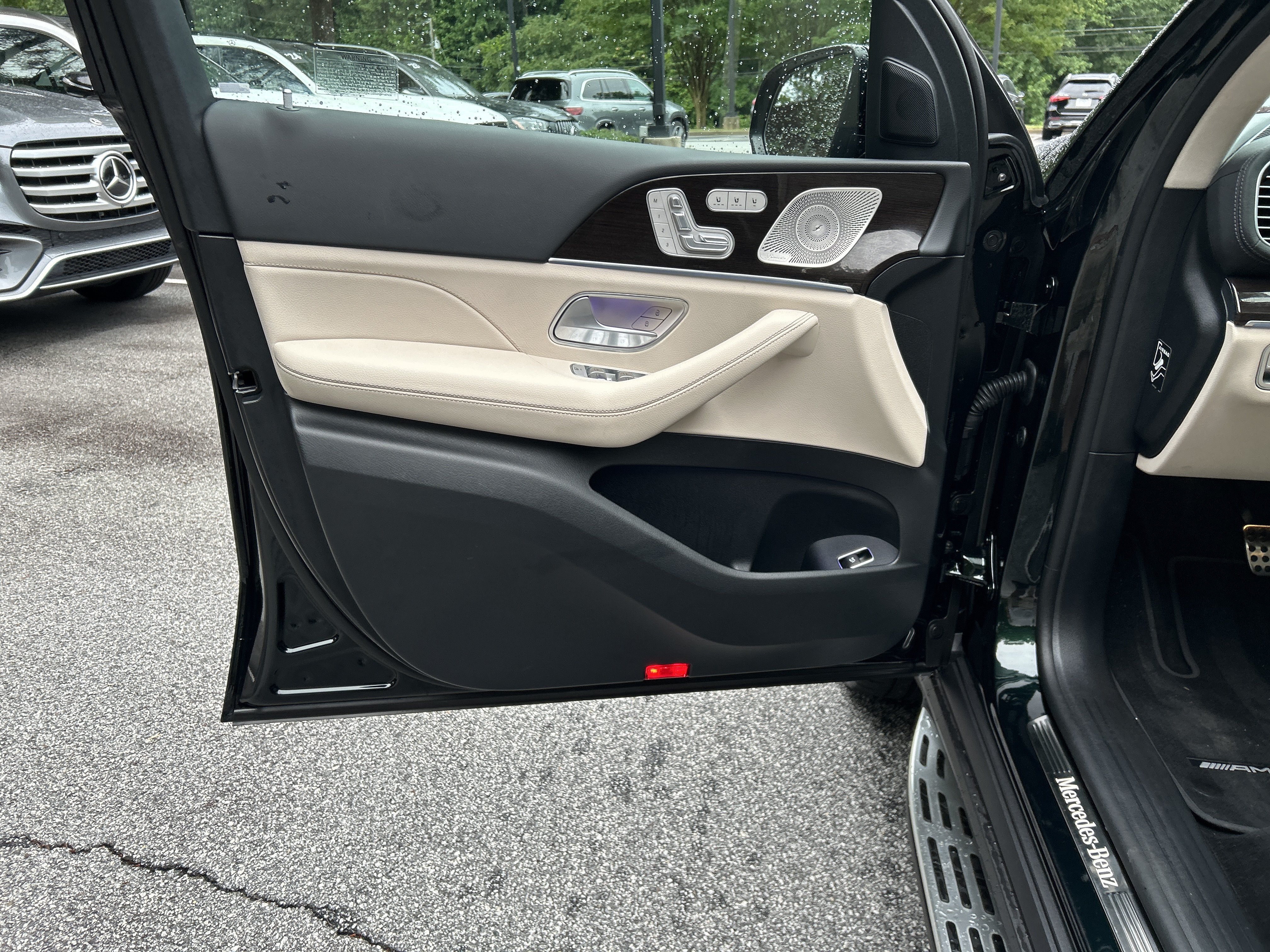 Certified 2025 Mercedes-Benz GLS 580 4MATIC image 23