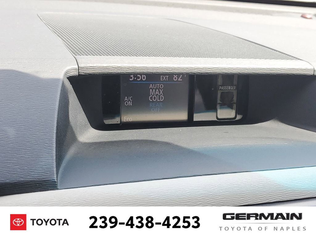 Used 2012 Toyota Sienna Limited w/ Premium Pkg image 31