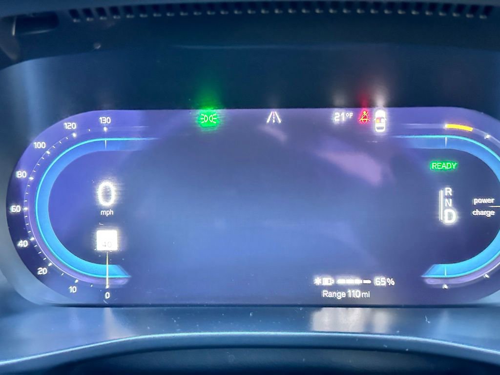 Used 2023 Volvo C40 P8 Recharge Plus image 22