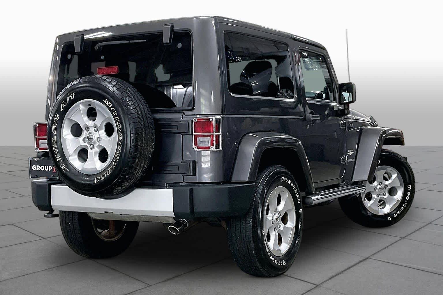 Used 2014 Jeep Wrangler Sahara AWD/4WD image 13