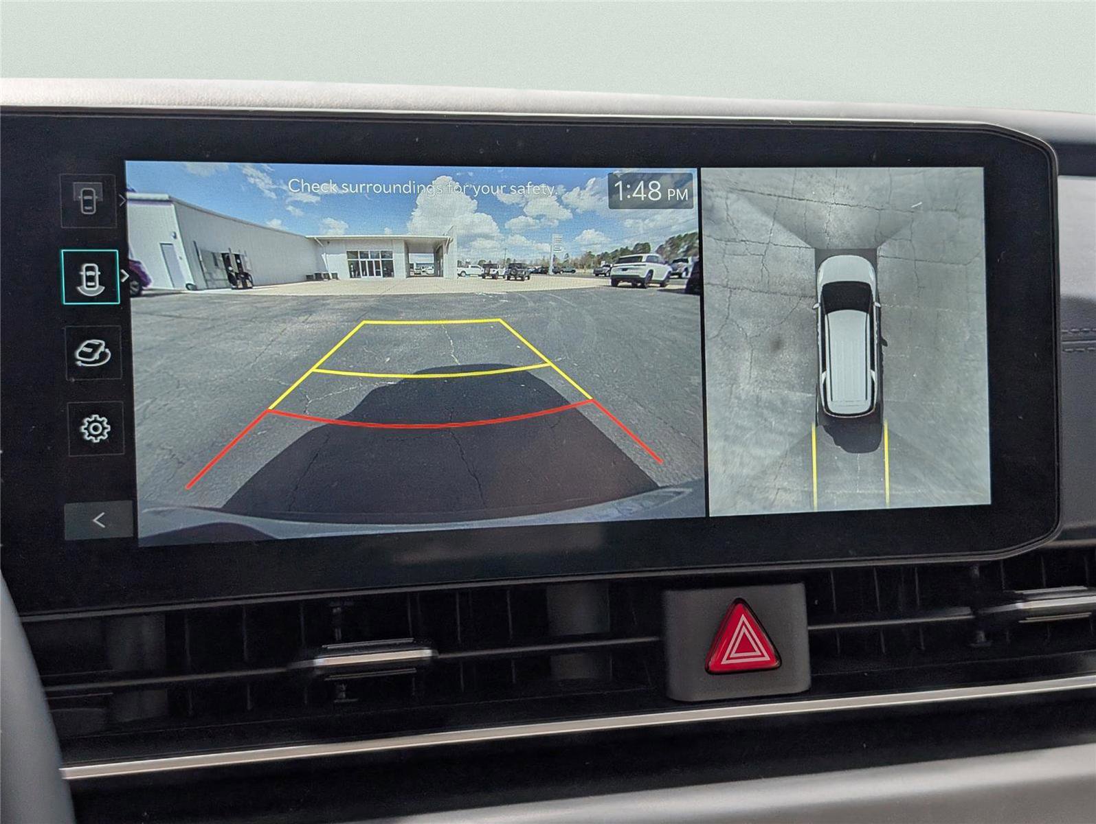 Used 2026 Kia Carnival SX w/ SX Dark Edition Package image 16