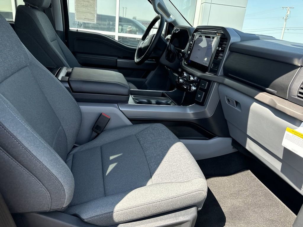 New 2024 Ford F150 XLT w/ Equipment Group 302A MID image 15