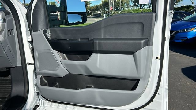 New 2026 Ford F550 4x4 Crew Cab Super Duty image 21