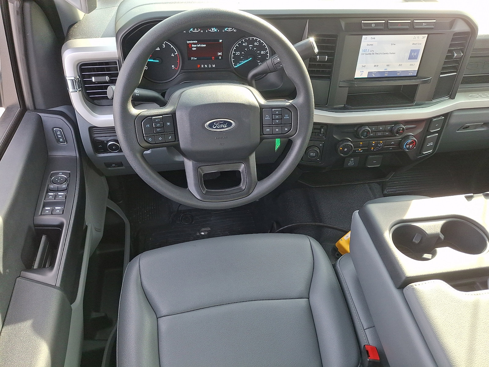 Used 2024 Ford F550 4x4 Crew Cab Super Duty image 10
