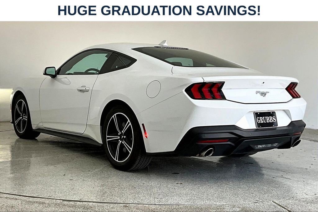 Used 2024 Ford Mustang Coupe RWD image 17