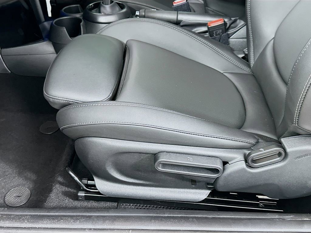 Certified 2024 MINI Cooper S image 20