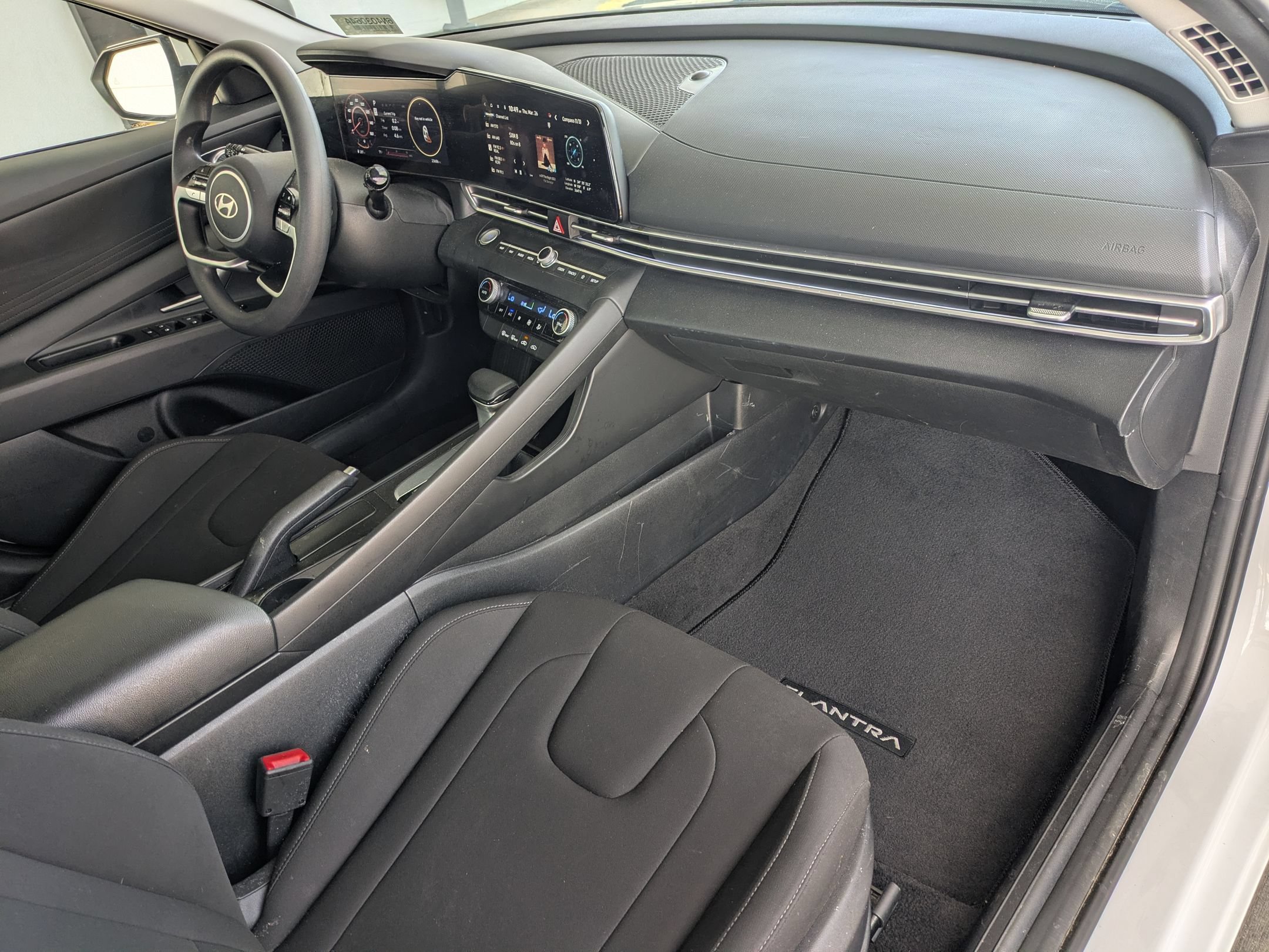 Used 2024 Hyundai Elantra SEL FWD image 26