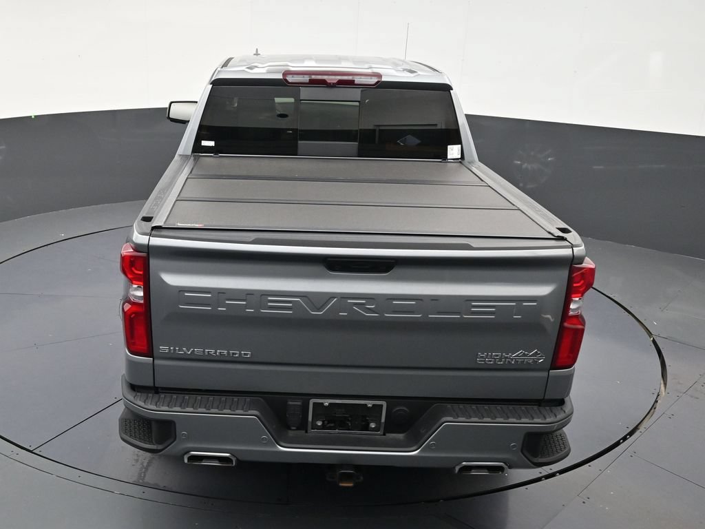 Used 2024 Chevrolet Silverado 1500 High Country w/ High Country Premium Package AWD/4WD image 15