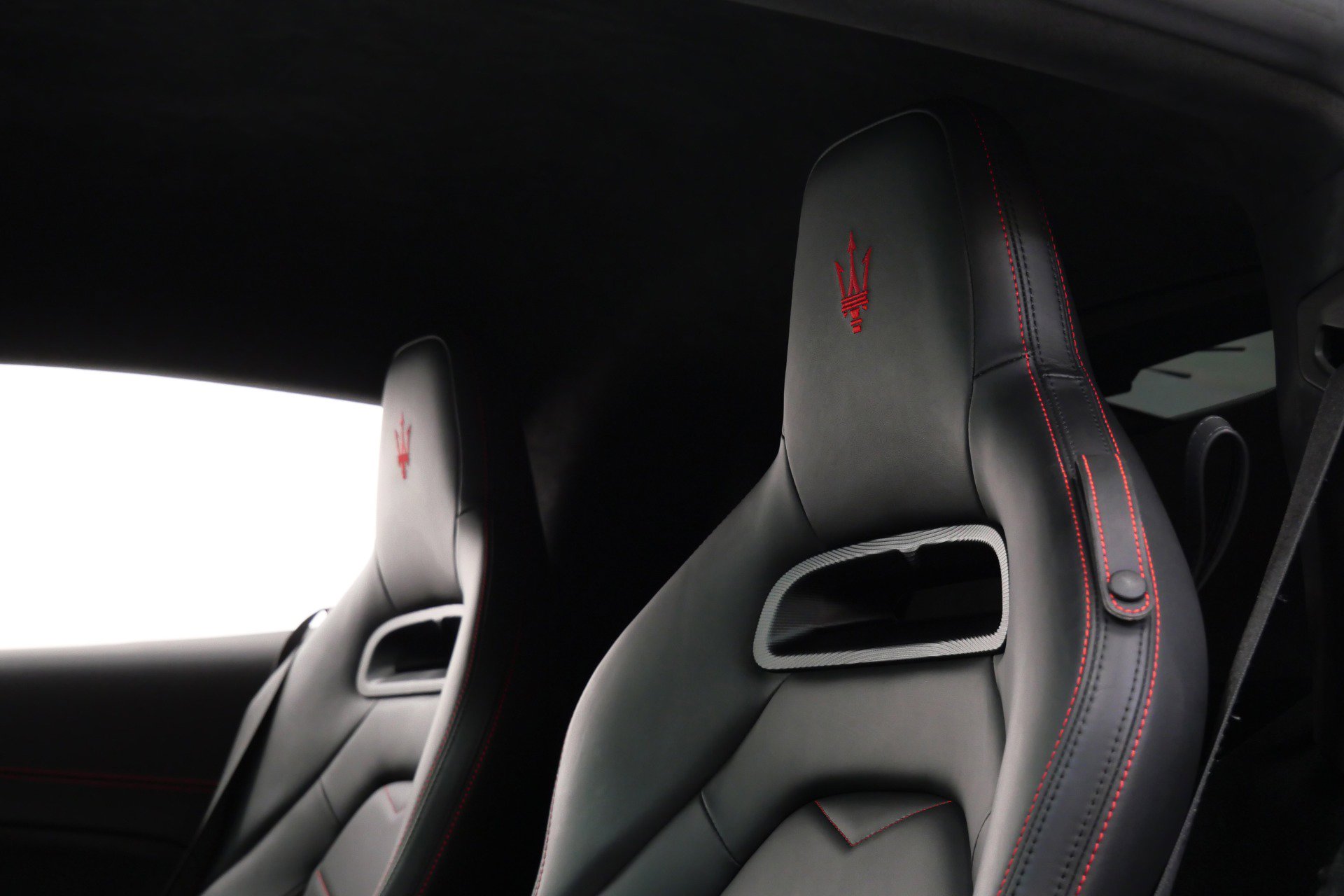 Used 2022 Maserati MC20 -Amazing Color, Full Leather I image 16