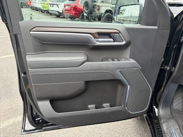 Used 2025 GMC Sierra 1500 SLT image 12