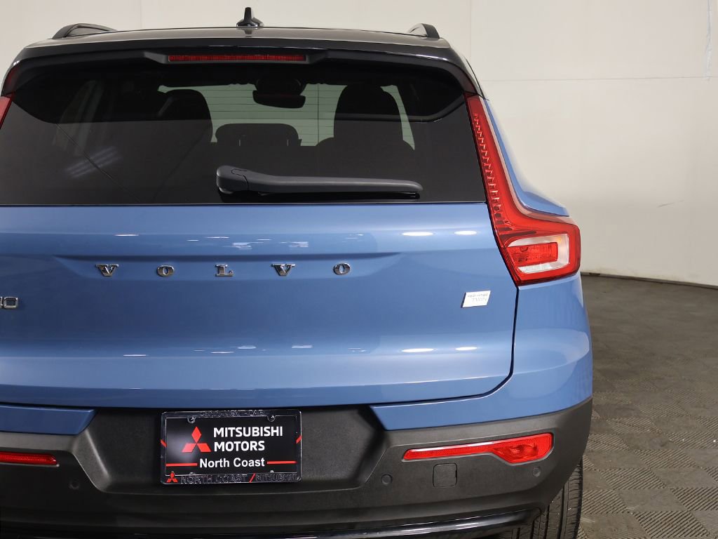 Used 2023 Volvo XC40 Recharge Plus AWD/4WD image 15