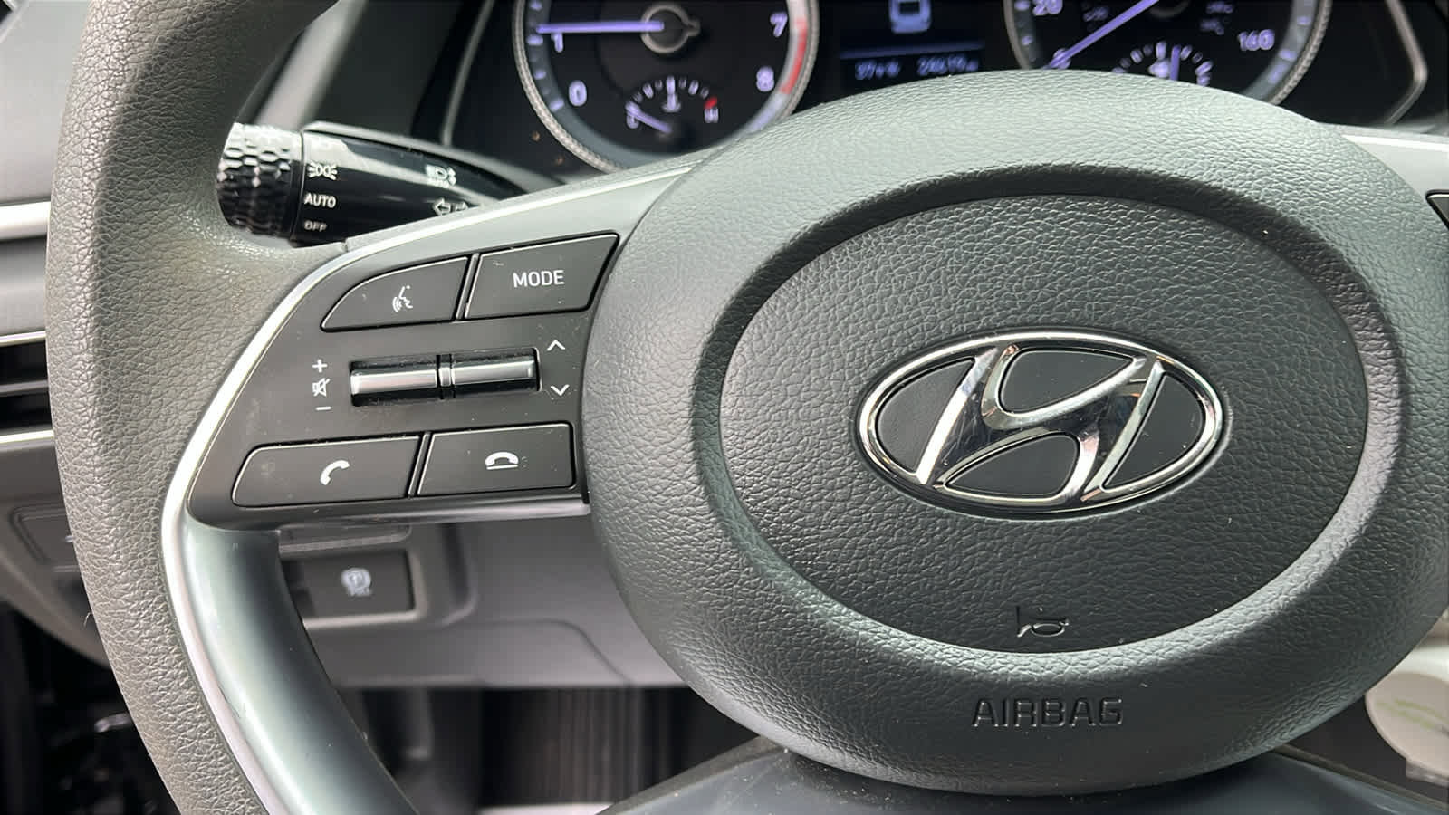 Used 2023 Hyundai Sonata SE image 12