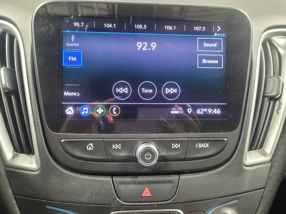Used 2019 Chevrolet Malibu LS FWD image 25