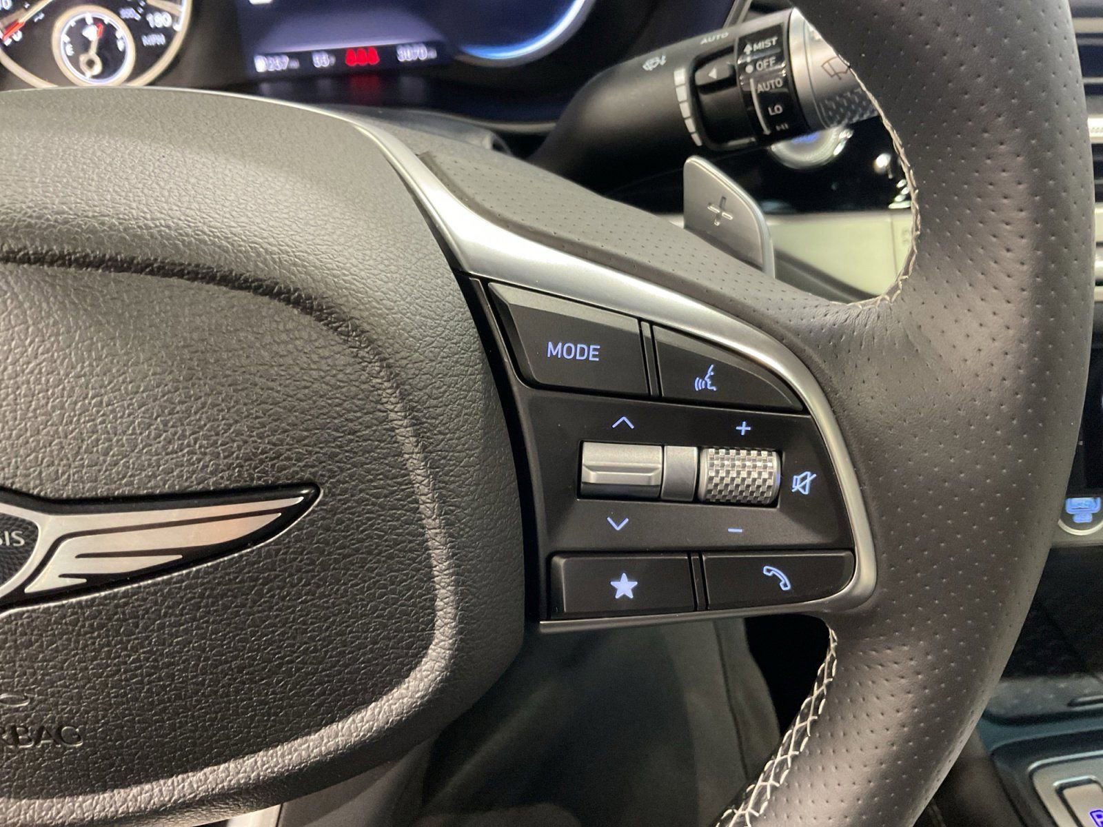 Used 2026 Genesis G70 3.3T Sport Prestige image 27