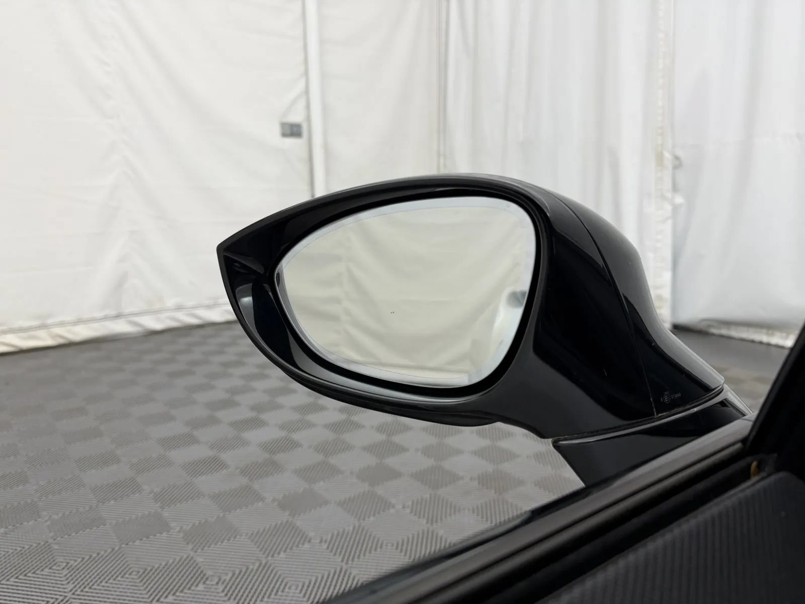 Used 2016 BMW i8 AWD/4WD image 15