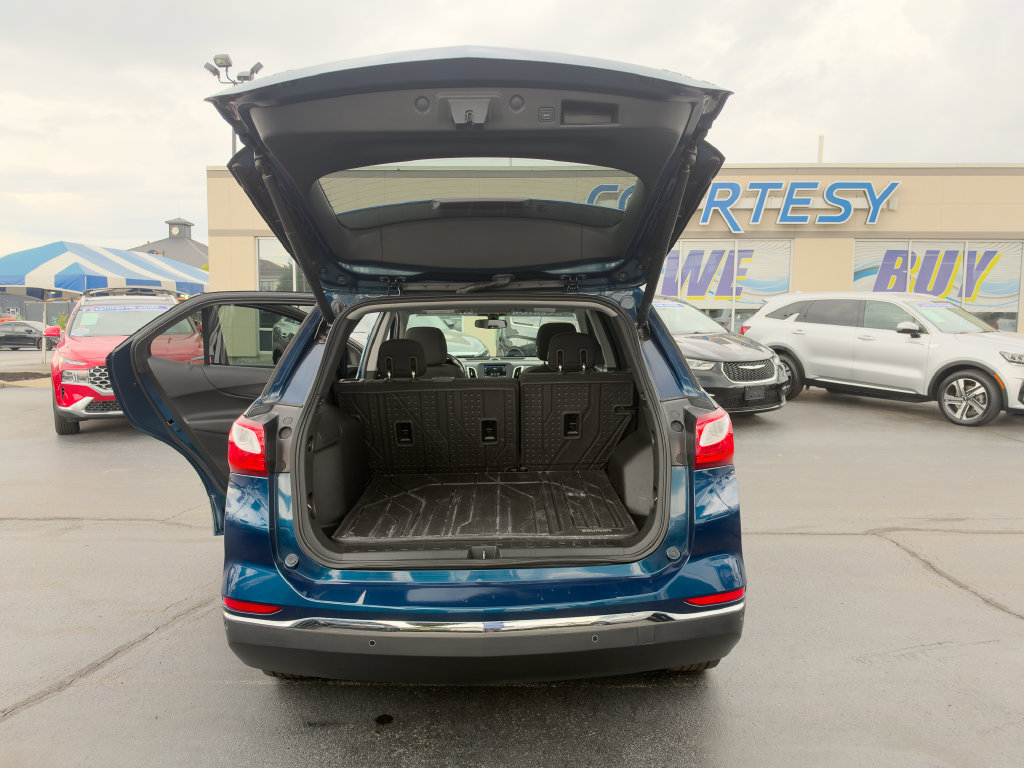 Used 2019 Chevrolet Equinox LT AWD/4WD image 16