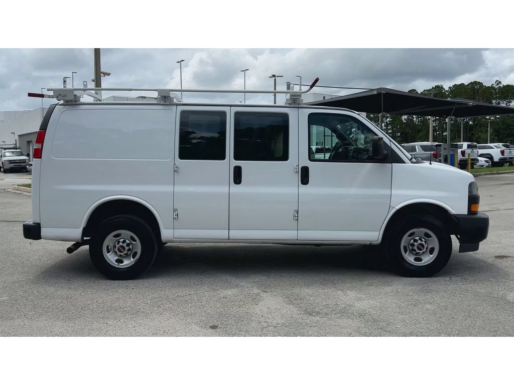 Used 2021 GMC Savana 2500 RWD image 9