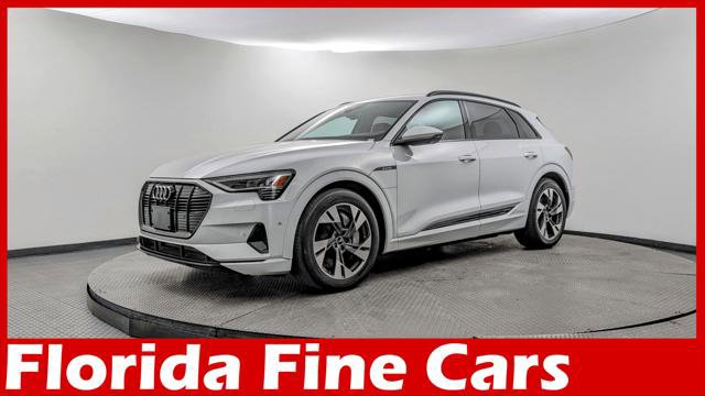 Used 2022 Audi e-tron Premium w/ Convenience Plus Package image 1