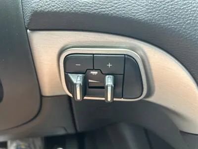 Used 2020 Dodge Durango SXT image 19