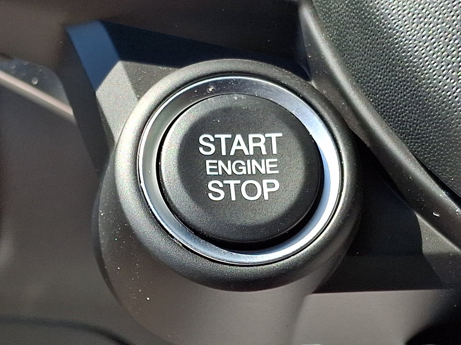 Used 2024 Alfa Romeo Stelvio Veloce AWD/4WD image 28