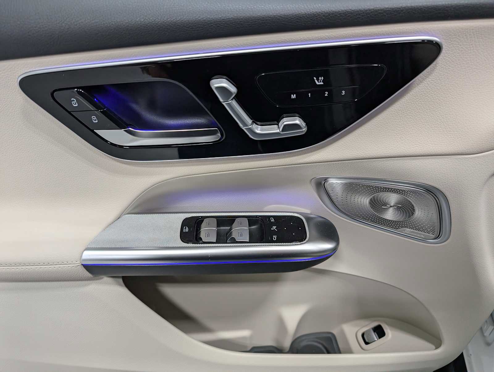 New 2026 Mercedes-Benz GLC 300 4MATIC image 30