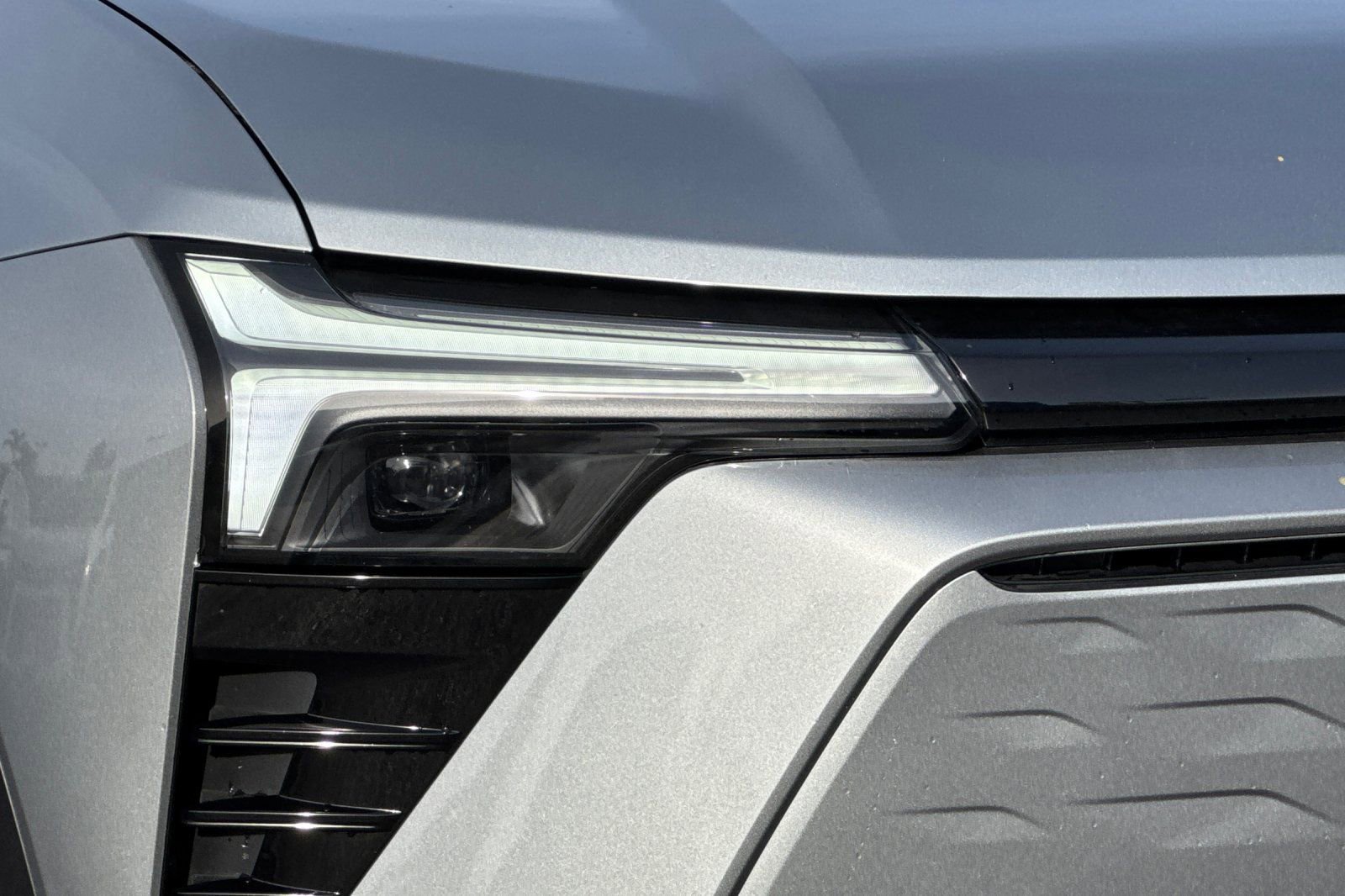 Used 2024 Chevrolet Blazer EV LT image 41