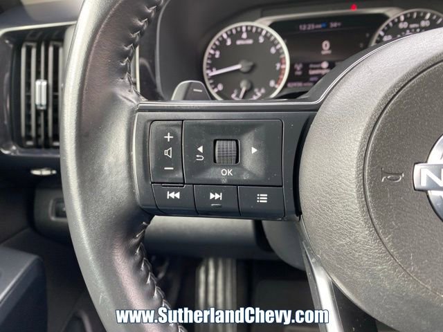 Used 2024 Nissan Pathfinder SV image 21