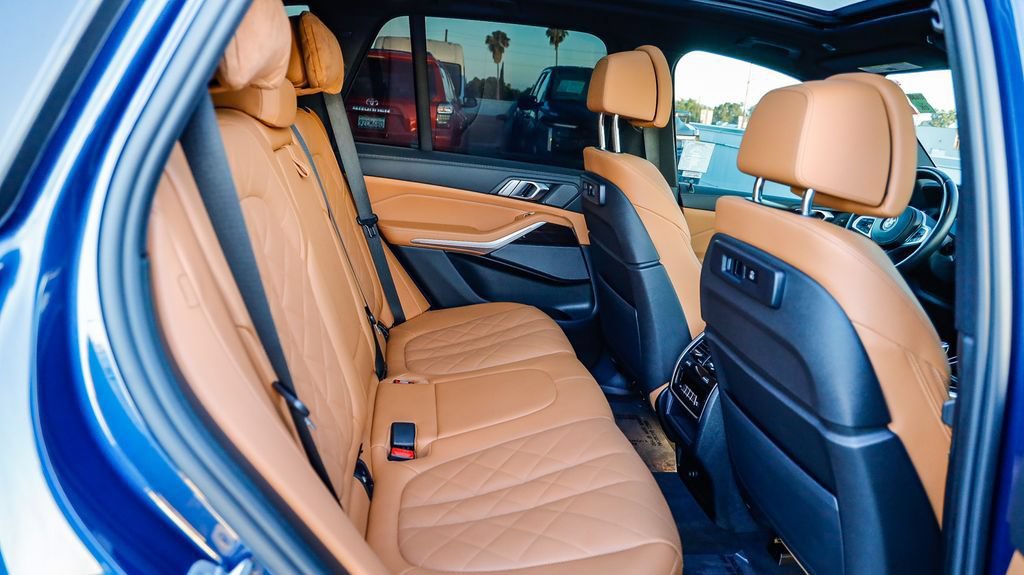 Used 2023 BMW X5 M50i AWD/4WD image 20