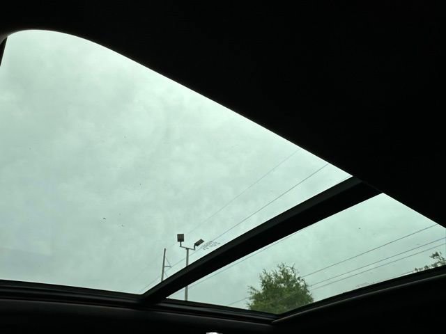 Used 2024 Chevrolet Tahoe Z71 w/ Luxury Package image 10