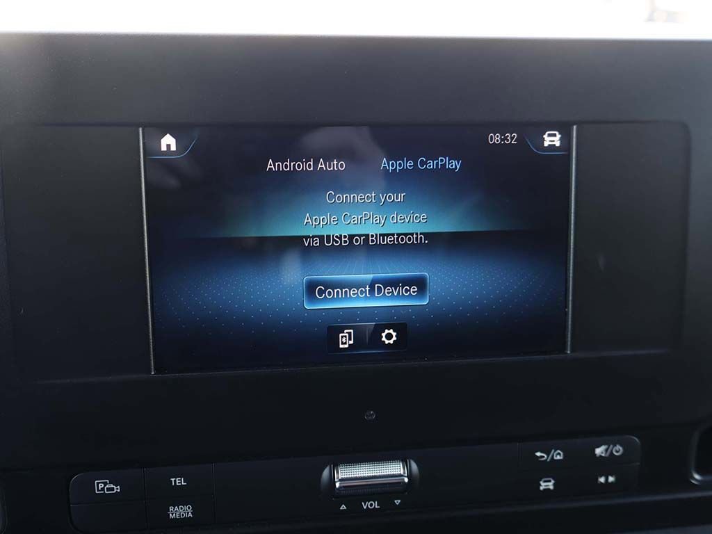 Used 2024 Mercedes-Benz Sprinter 2500 image 35