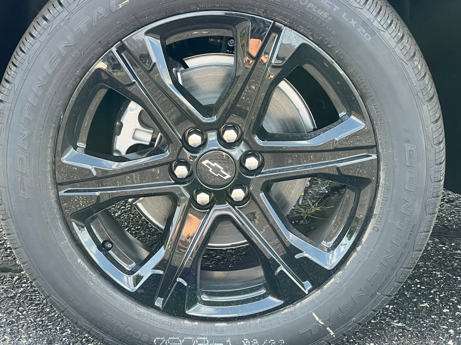 New 2027 Chevrolet Traverse LT w/ Midnight/Sport Edition AWD/4WD image 6