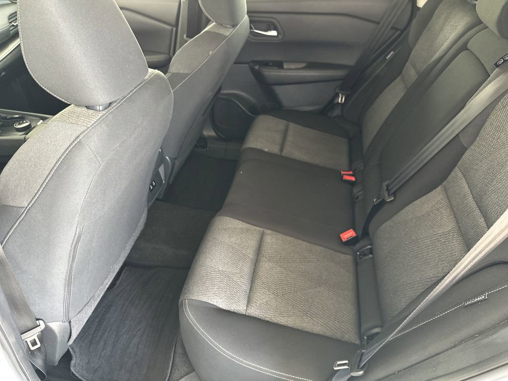 Used 2024 Nissan Rogue SV AWD/4WD image 27