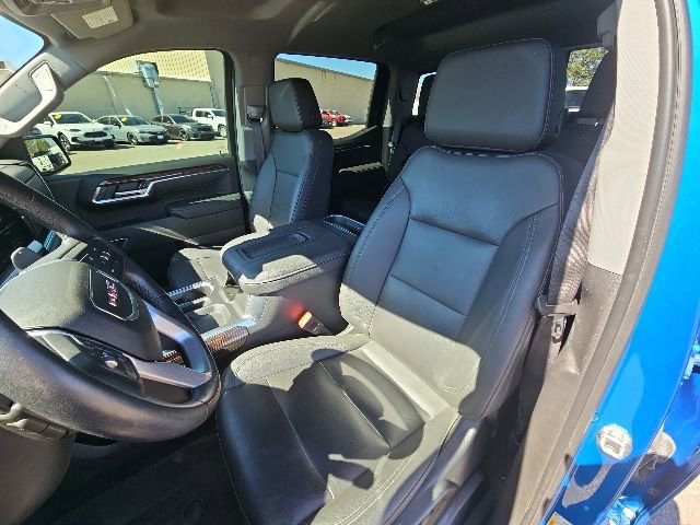 Used 2022 GMC Sierra 1500 Elevation w/ Elevation Premium Package AWD/4WD image 8