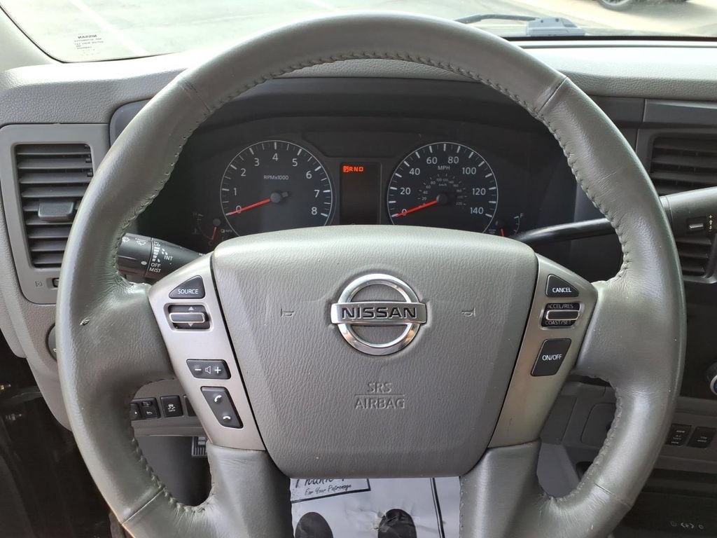 Used 2017 Nissan NV 3500 SL RWD image 19