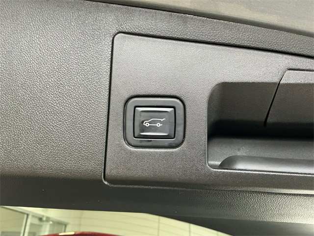 Certified 2023 Cadillac XT5 Premium Luxury w/ LPO, Floor Liner Package image 15