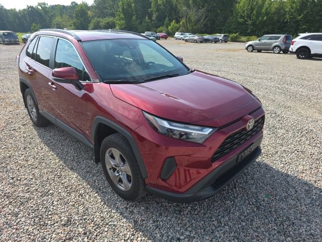 Used 2024 Toyota RAV4 XLE w/ Convenience Package AWD/4WD video 1