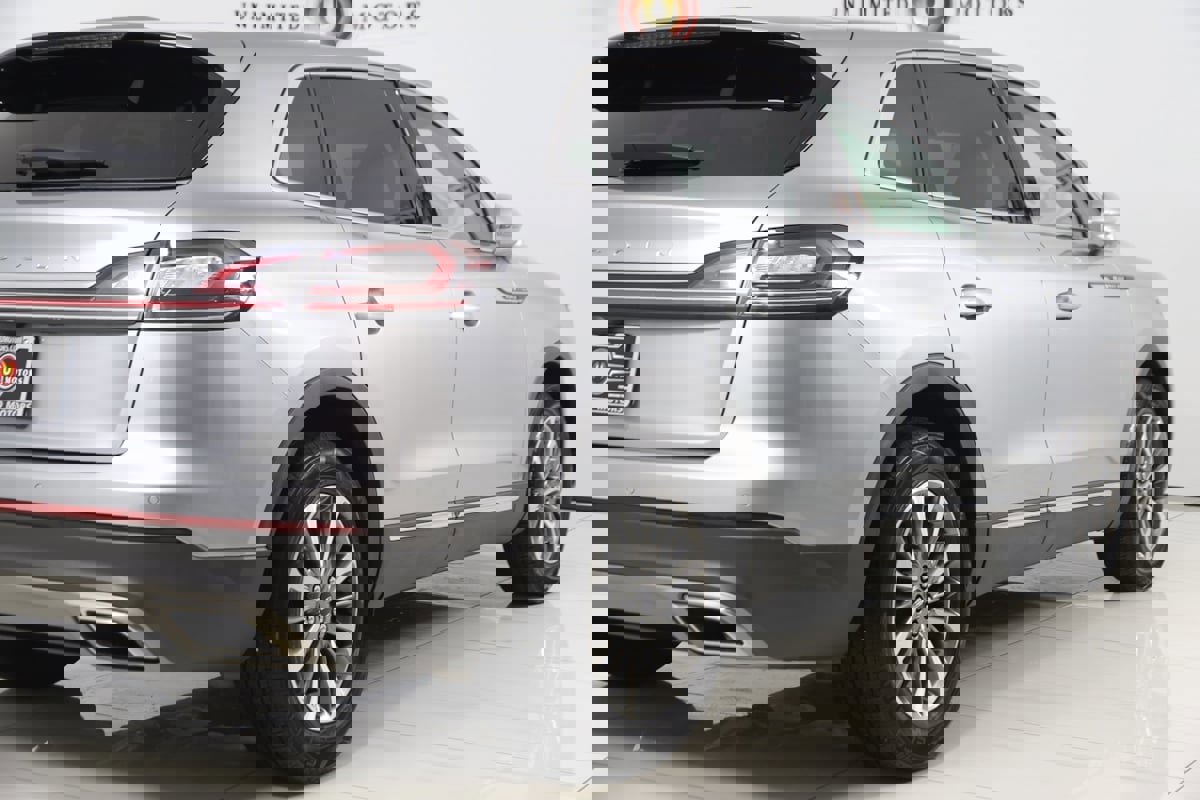 Used 2021 Lincoln Nautilus FWD w/ Equipment Group 101A image 43