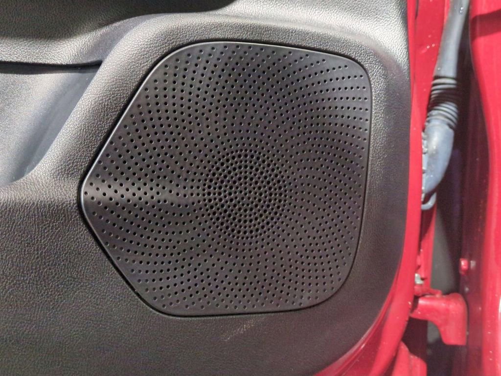 Certified 2023 Lincoln Corsair FWD w/ Towing Package image 16