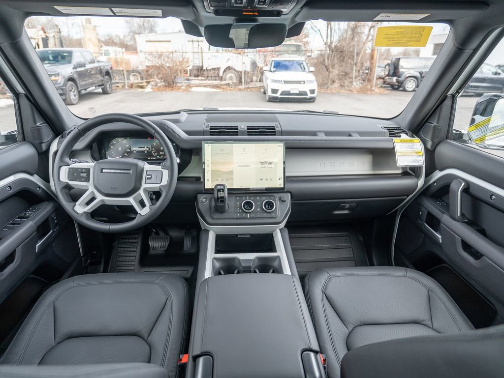 New 2026 Land Rover Defender 110 X-Dynamic SE image 17