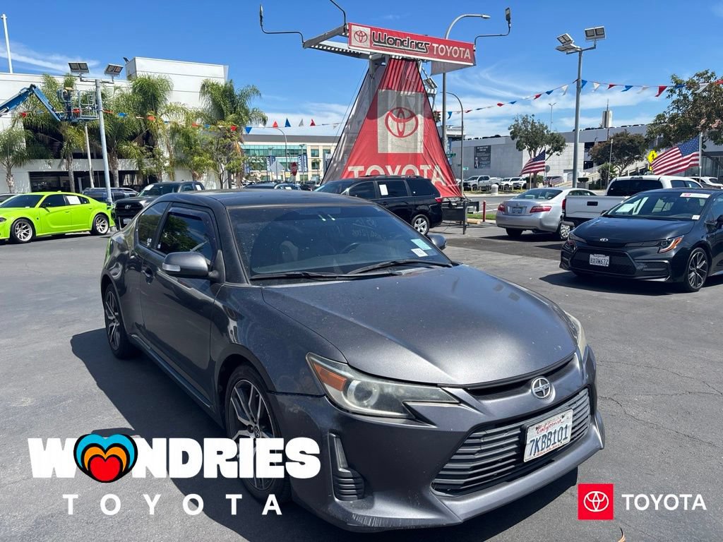 Used 2015 Scion tC FWD image 1