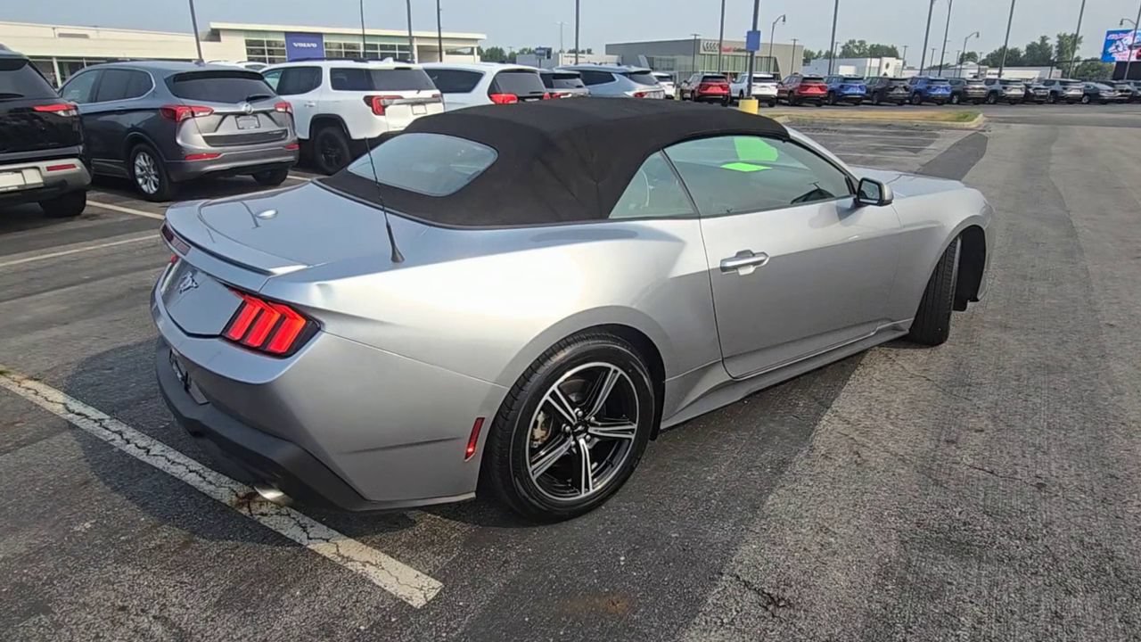 Used 2024 Ford Mustang Premium RWD image 9