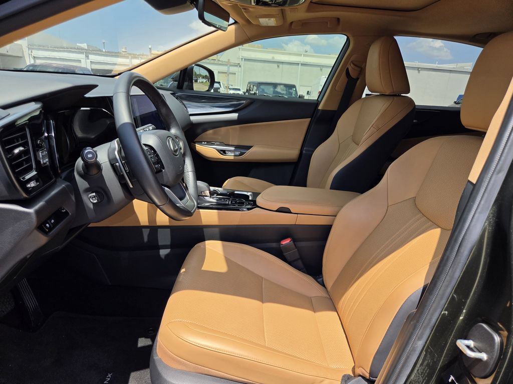 Used 2024 Lexus NX 250 FWD image 26