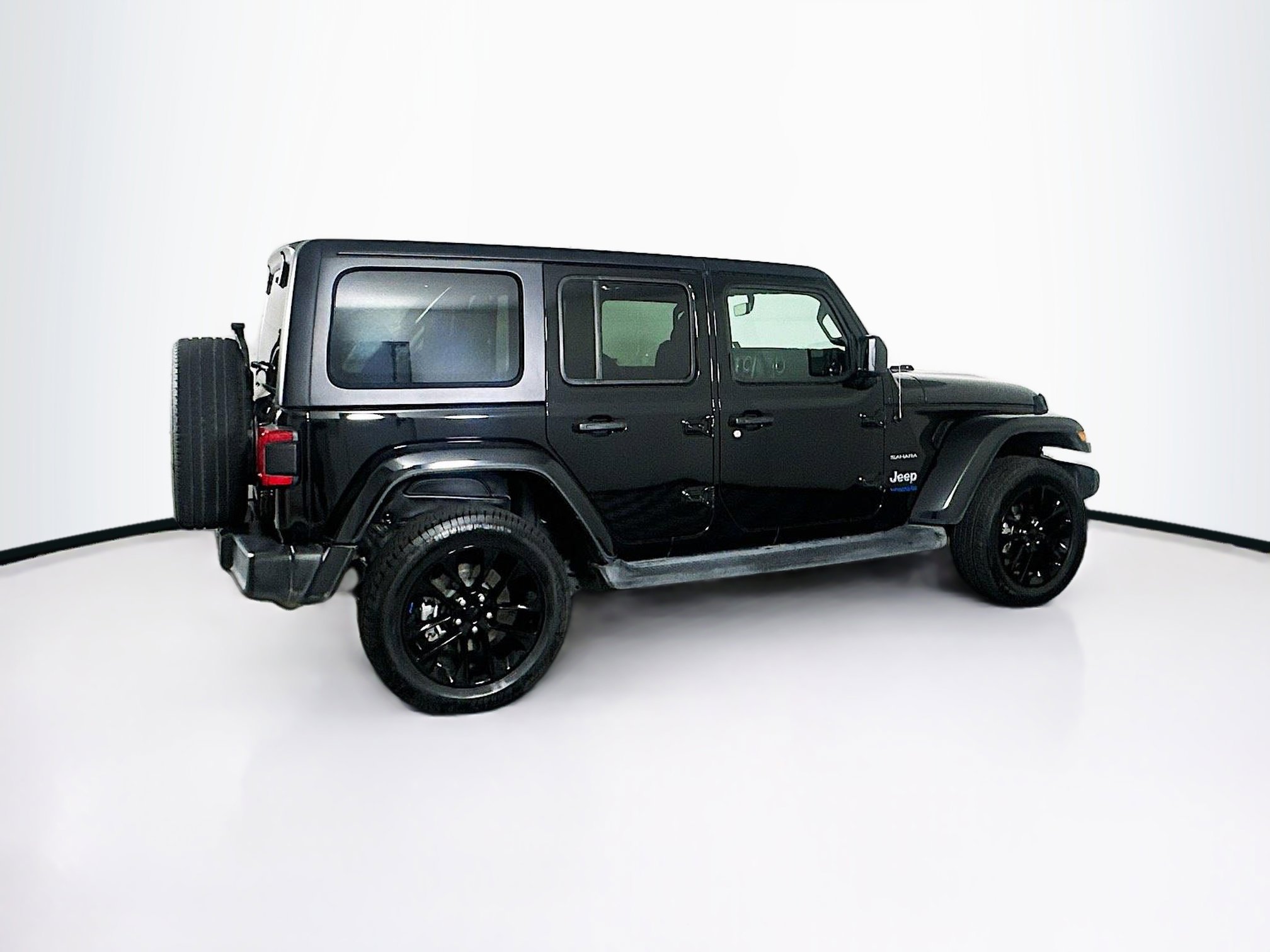 Used 2022 Jeep Wrangler Sahara image 10