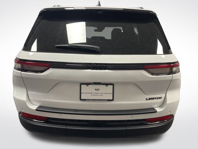 Used 2025 Jeep Grand Cherokee Limited w/ Luxury Tech Group II image 4