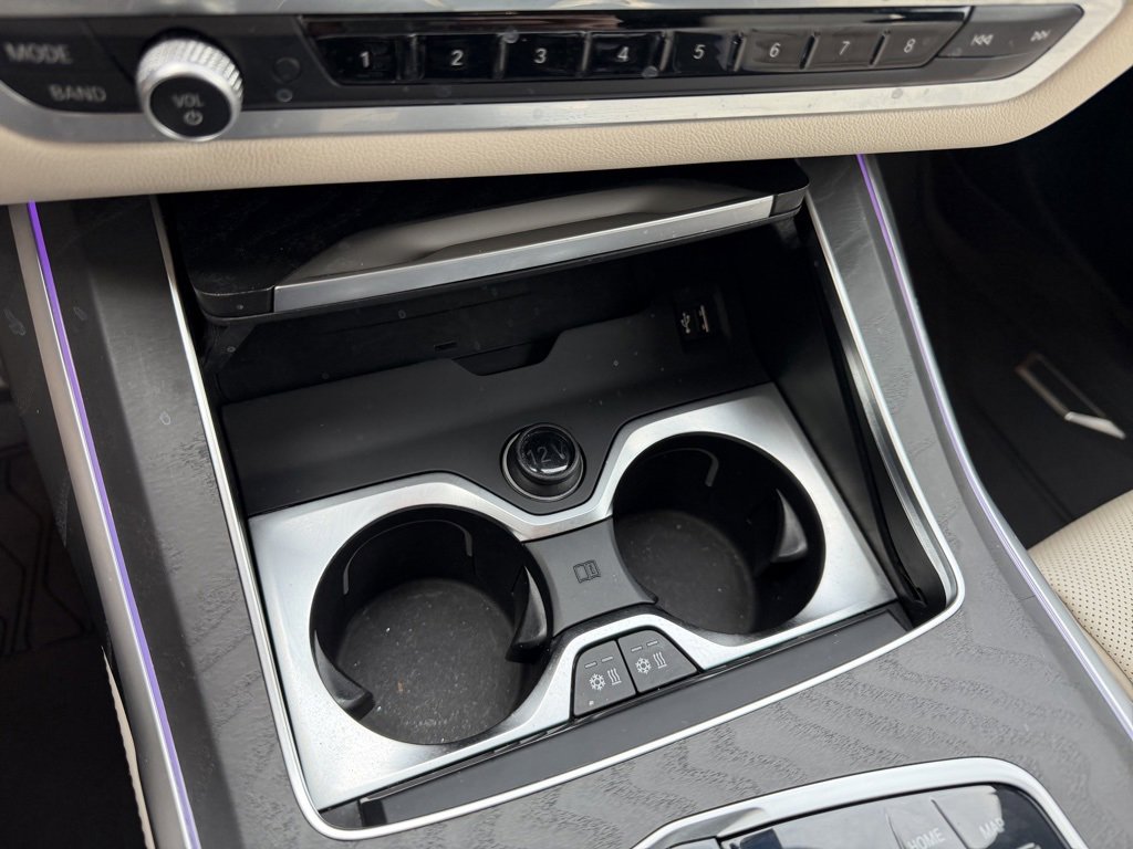 Used 2021 BMW X7 xDrive40i w/ M Sport Package image 24