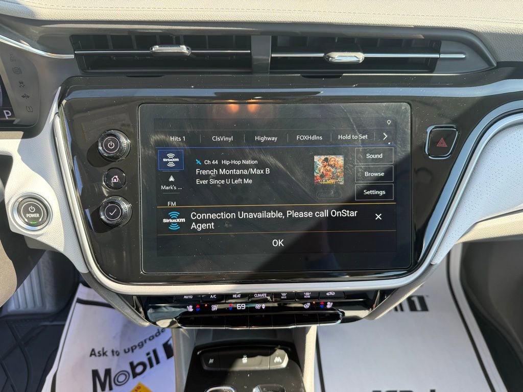 Used 2023 Chevrolet Bolt EUV Premier w/ Sun & Sound Package image 37