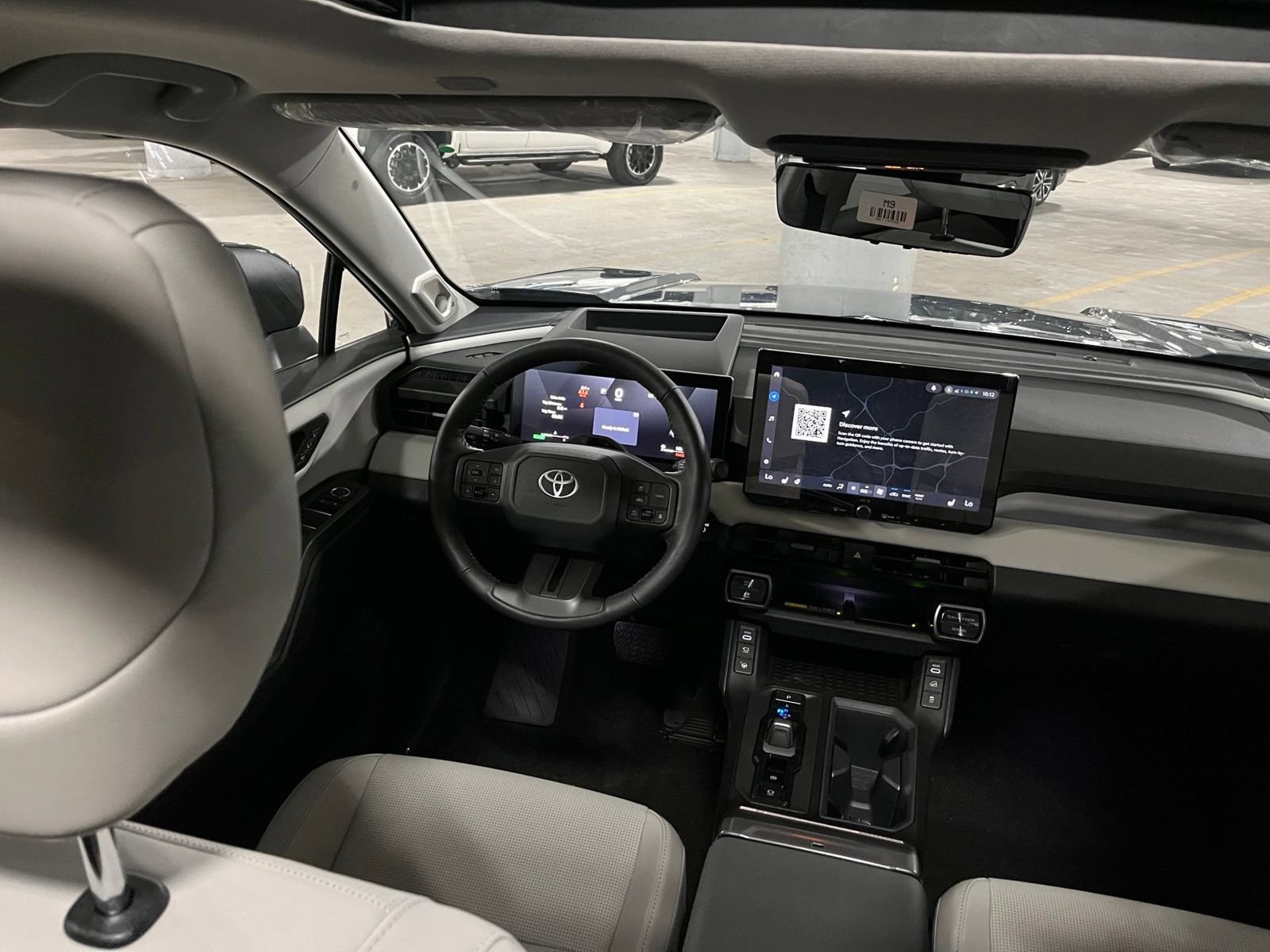 New 2026 Toyota RAV4 Limited AWD/4WD image 39