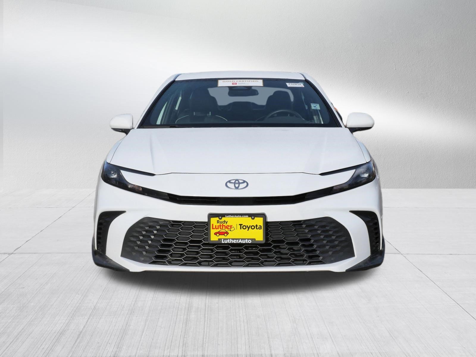 Certified 2025 Toyota Camry SE image 2