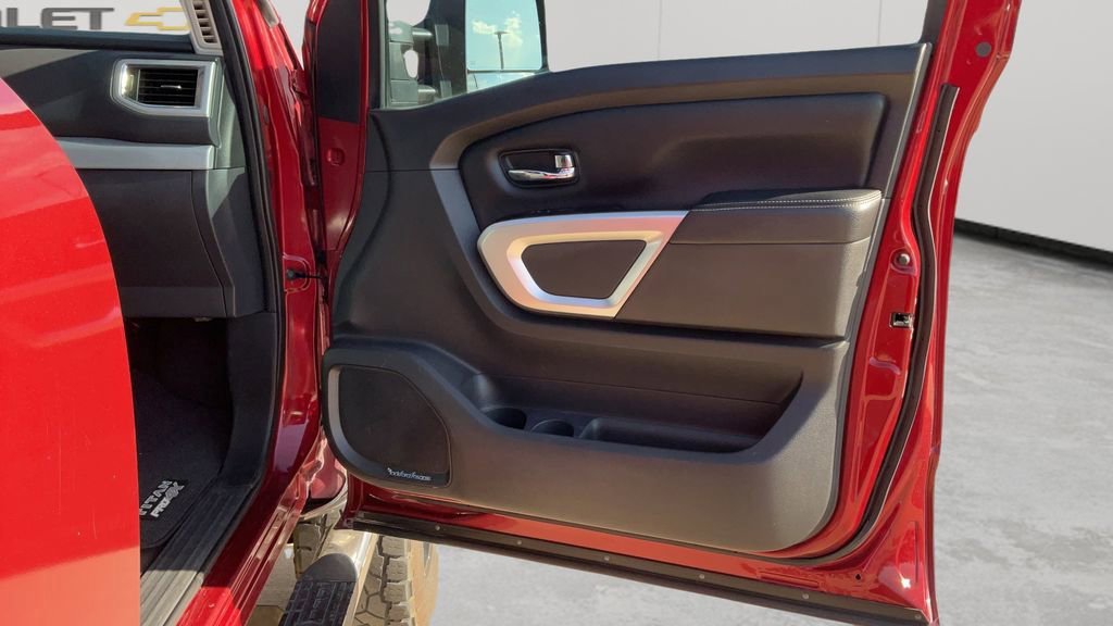 Used 2017 Nissan Titan PRO-4X w/ Pro-4x Convenience Package AWD/4WD image 56